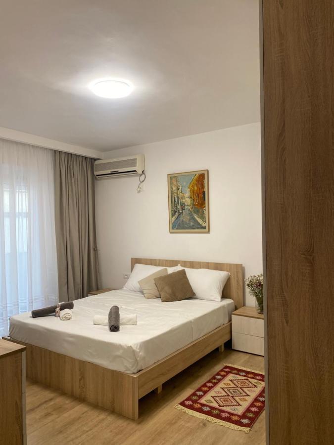 Central Welcoming Apartment In Tirana Exterior photo